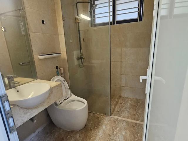 Nhà hồ đắc di_42m2 x 6t_gần phố & ô tô_ngõ thông_gần hồ xã đàn_về ở ngay, hơn 12 tỷ