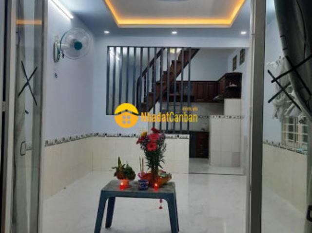Nhà hẻm nhựa ôtô, gò vấp, lô góc, 3 tỷ plus nhỏ