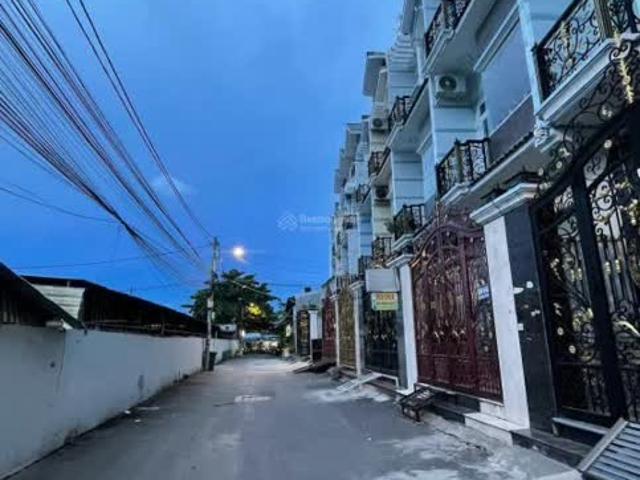 Nhà Hẻm Xe Hơi Tránh Nhau Q8, 4 Tầng, 4x12, 4pn, Chỉ 5 Tỷ LH Em Hưng 0969 726