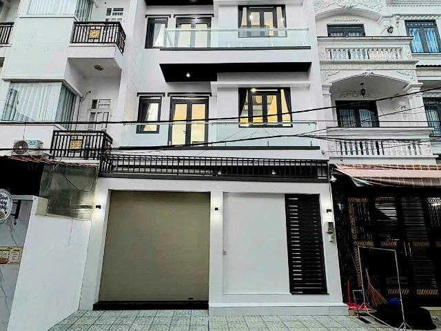 Nhà hẻm xe hơi cạnh bệnh viện nhà bè, ngang 6.4m, 4 tầng, hơn 11 tỷ