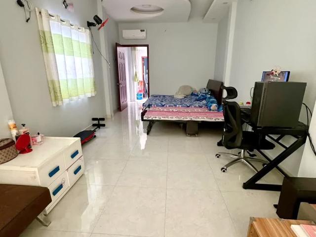 Nhà hẻm xe hơi kế bên cầu chữ Y Dạ Nam P2Q8