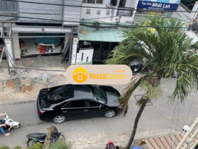 Nhà hẻm xe tải khu bàu cát tân bình dt 4 5 x 22m