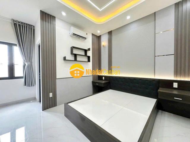Nhà hẻm 17 đường số 8, bình hưng hòa b dt 52m2 1 lầu 2pn 2wc giá 4,05 tỷ