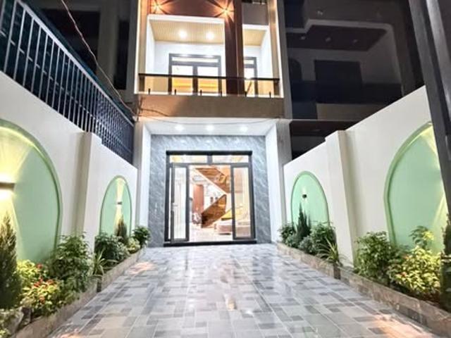 Nhà hướng Nam view hồ – kinh doanh tốt – giá 3 tỷ 150