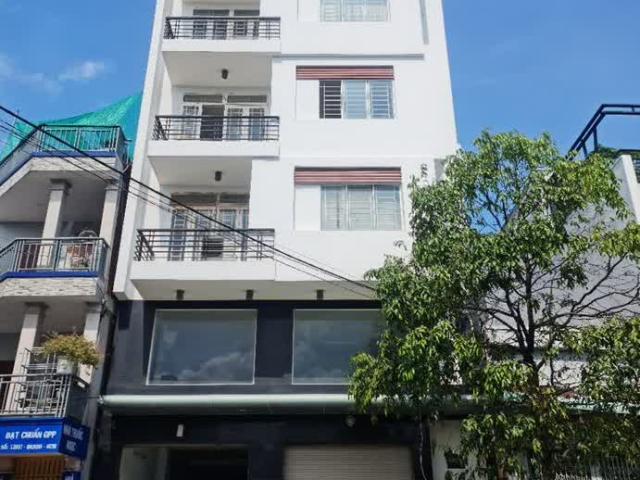 Nhà hai mặt tiền 6 tầng Dương Bá Trạc ngang 6m chỉ 15 tỷ 4 LH 0931172