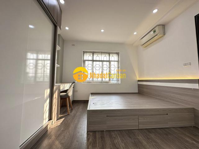 Nhà ở đón tết tặng full nội thất cao cấp nhập ngoại giá chhir 2.5 tỷ trung tâm quận hoàng mai