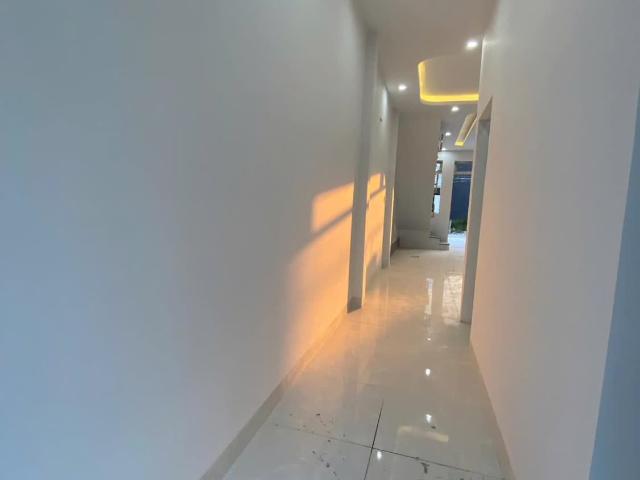 Nhà lầu cực đẹp nằm gần trung tâm Biên Hòa lhcc