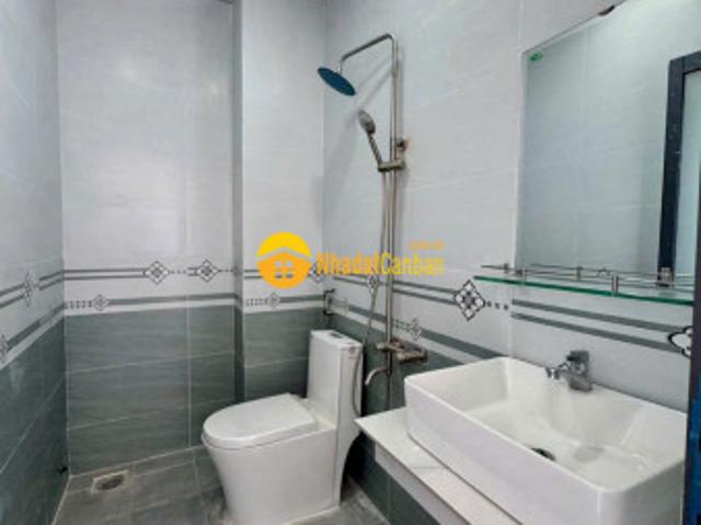 Nhà lầu cực đẹp còn 1 căn duy nhất
