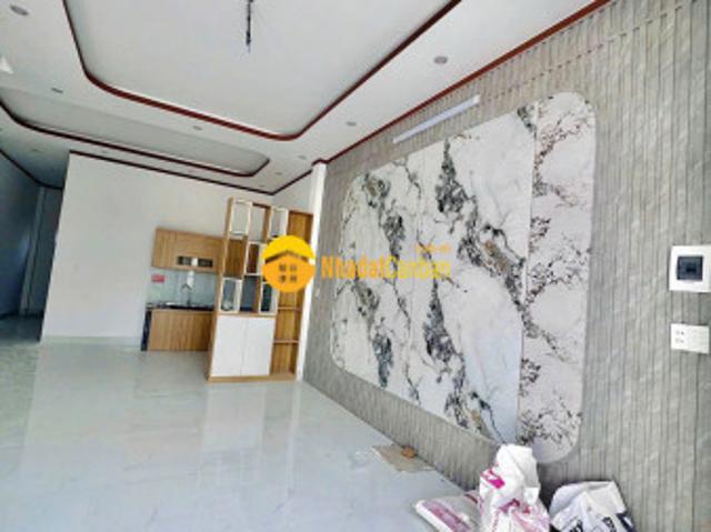 Nhà lầu sổ hồng riêng thổ cư thanh toán 600triệu nhận nhà