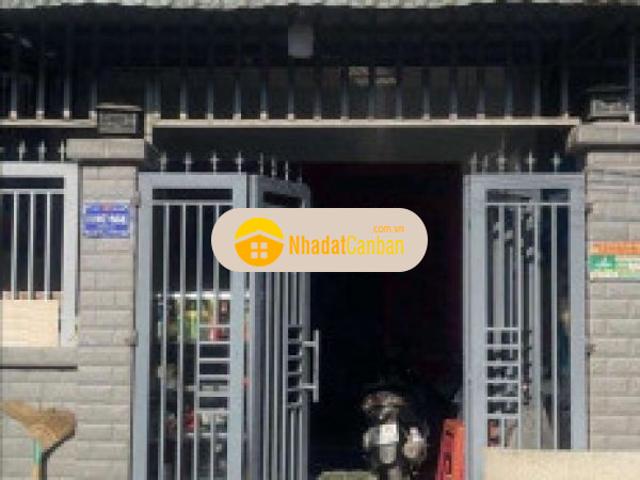 Nhà lầu trệt gần ngã tư 550 dĩ an