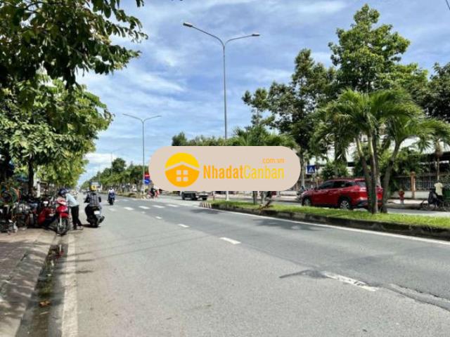 Nhà lộ xe hơi cách phó cơ điều 150m tp vĩnh long
