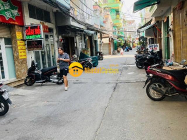 Nhà lạc long quân, phường 3, quận 11, xe hơi, 51m, chỉ 6,2 tỷ