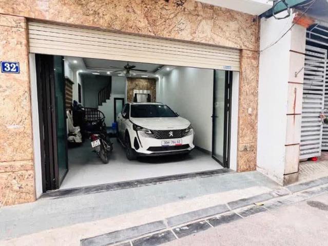 Nhà lôc góc Ngọc Thuỵ, 51/60m2, 5 tầng, MT 5m, thang máy, gara ô tô, ngõ kinh doanh, giá 13.8 tỷ