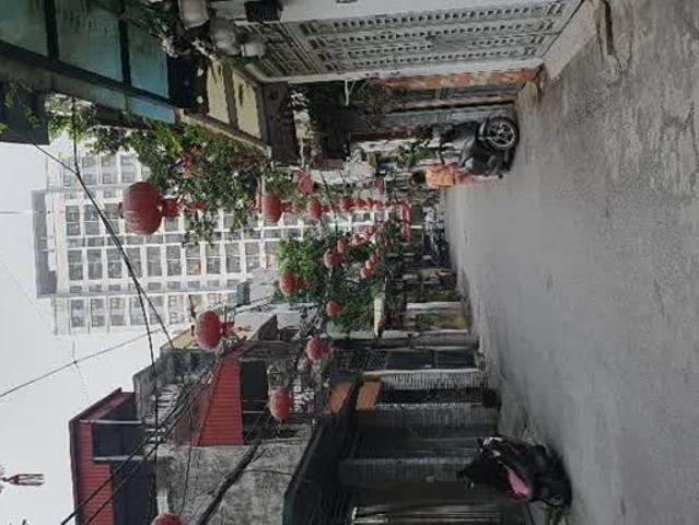 Nhà mặt ngõ Nguyễn Sơn ô tô tránh, kinh doanh tốt, 3 bước ra phố, 129m, ngang 5m, 18 tỷ