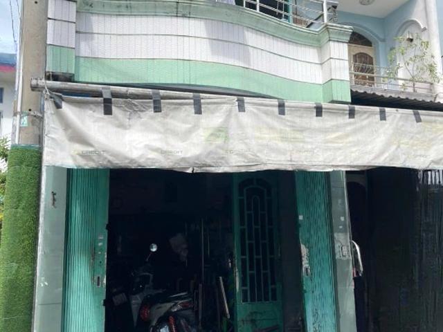 Nhà mặt phố MT Hưng Phú lề đường rộng thoáng thuận tiện cho việc kinh doanh P10 Q8