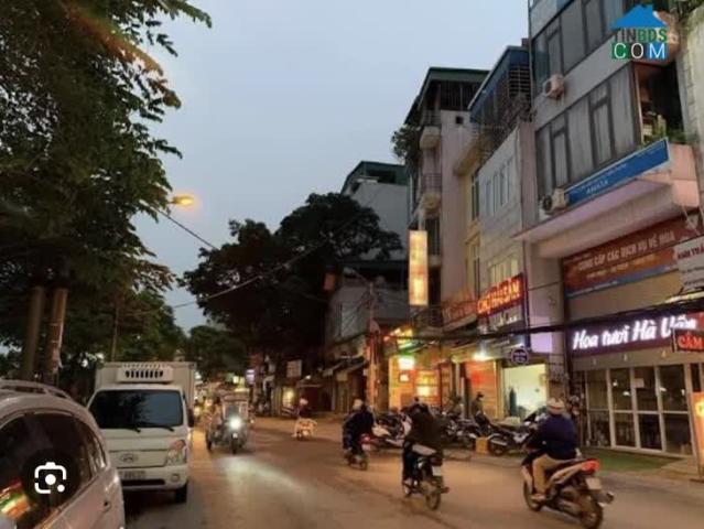 Nhà mặt phố Nguyễn Ngọc Nại 63m 3 tầng. Mặt tiền 4m. 18 tỷ