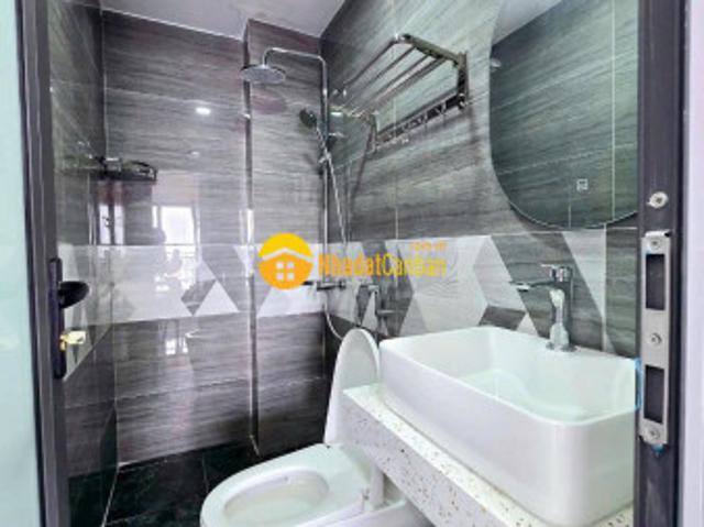 Nhà mặt phố cầu giấy kinh doanh đa ngành nghề cực hiếm nhà bán