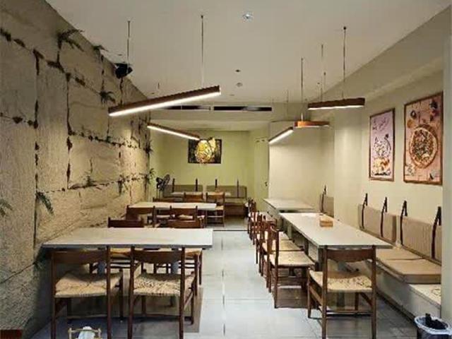 Nhà Mặt Phố Lạc Long Quân, 114m, MT 9.5m, Thang Máy, Hầm Để Xe, Kinh Doanh, 79 Tỷ