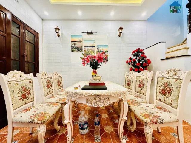 Nhà mặt phố Quan Nhân, Thanh Xuân vị trí vàng