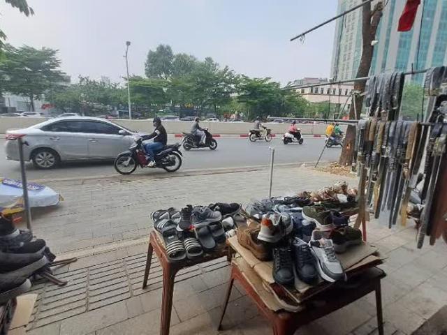 Nhà Mặt Phố Vỉa Hè Kinh Doanh 60m2, 4 Tầng, Đống Đa, Giá Hợp Lý