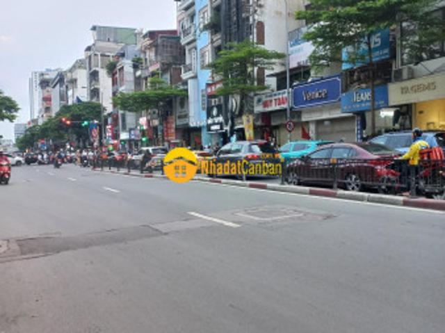 Nhà mặt phố 61m, 5t, 17 tỷ đống đa