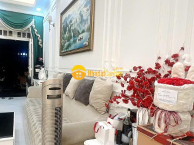 Nhà mặt tiền kinh doanh đường 17, ngay cổng trường, p. Phước bình, quận 9, dt 89m²10tỷ