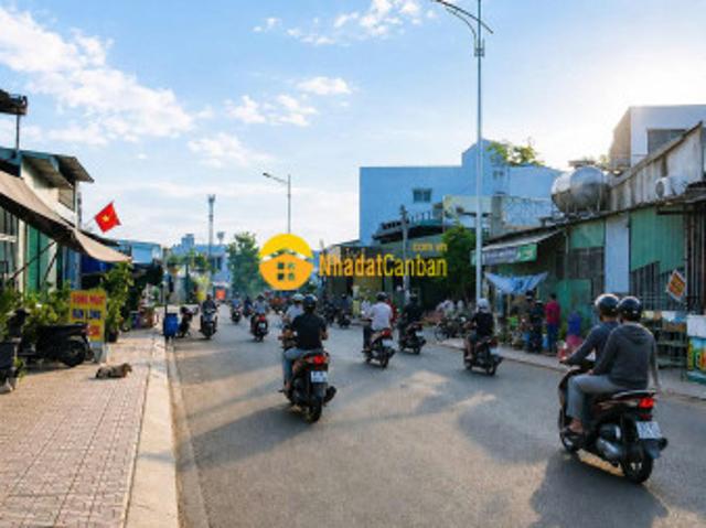 Nhà mặt tiền kinh doanh đường lớn bình chuẩn 67 an phú giá chỉ 4.42 tỷ