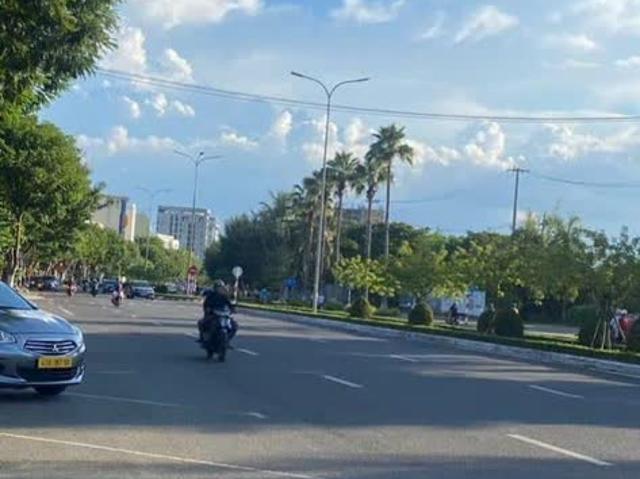 Nhà Mặt Tiền Kinh Doanh Sầm Uất Nguyễn Lương Bằng Gần Công Viên Nước Mikazuki Giá Tốt