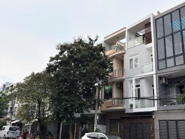 Nhà Mặt Tiền Đường 20M Kế Parc Mall Quận 8 4 Tầng 14 Tỷ