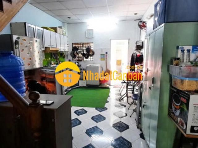 Nhà mặt tiền đường 311 hiệp phú dt 83m cấp 4 trung tâm