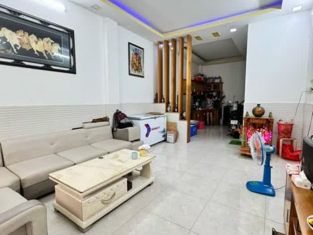 Nhà mặt tiền Đường số 12, Bình Hưng Hòa A, Bình Tân, 48m2, 2 tầng, 4 x 12, 4.45 tỷ còn TL
