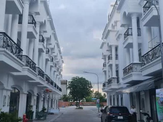 Nhà Mặt Tiền Siêu Đẹp, Giá Tốt tại Tây Ninh
