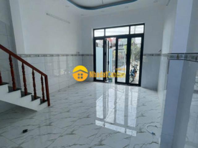 Nhà mặt tiền tỉnh lộ 15, xã tân thạnh đông, củ chi dt 120m2 1 lầu 2pn 2wc giá 2,8 tỷ