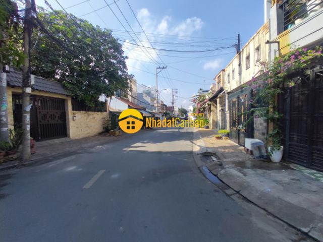 Nhà mặt tiền trịnh hoài đức hiệp phú dt 120m, 4 tầng