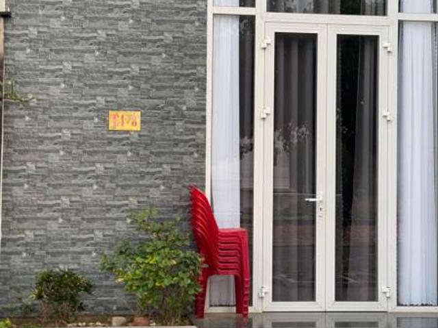 Nhà mới ở ngay. Dt 5x26. Full thổ cư