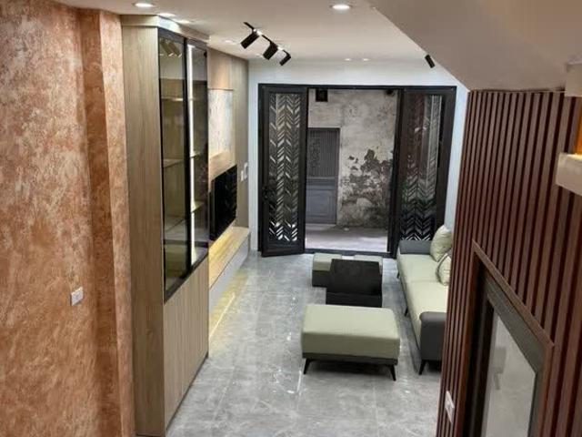 Nhà mới full nôi thất đức giang 55m2 x 3 tầng 8.4 Tỷ Long Biên Hà Nội