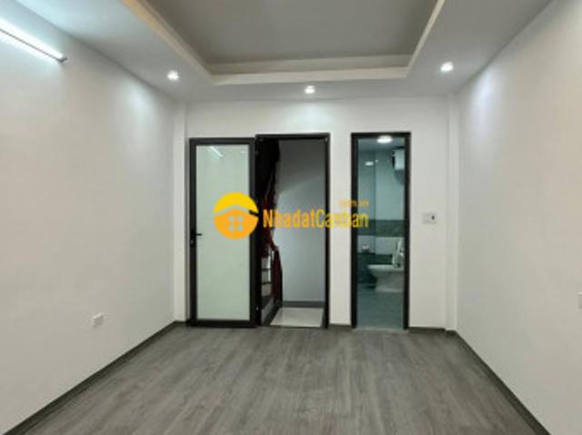 Nhà mới giá đầu tư nguyễn văn linh thạch bàn long biên ngõ thông, ngõ nông. V.v