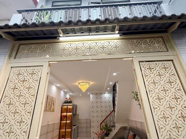 Nhà mới hẻm 337/ Đường Ba Đình P8Q8, Giá: 3.98 Tỷ Thương lượng
