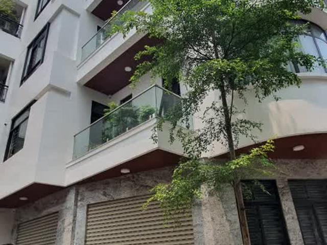 Nhà mới hoàn thiện, chủ nhà cho thuê cả nhà, VP, Kinh doanh 134m2_ 4.5T  35 Tr. Lò Đúc