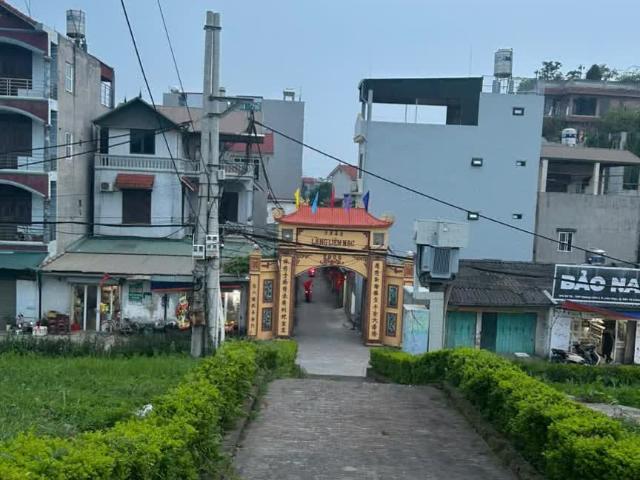 Nhà mới Hoàng Liên Mạc 5 tầng lô góc Ô TÔ đỗ cổng nhỉnh 4 tỷ