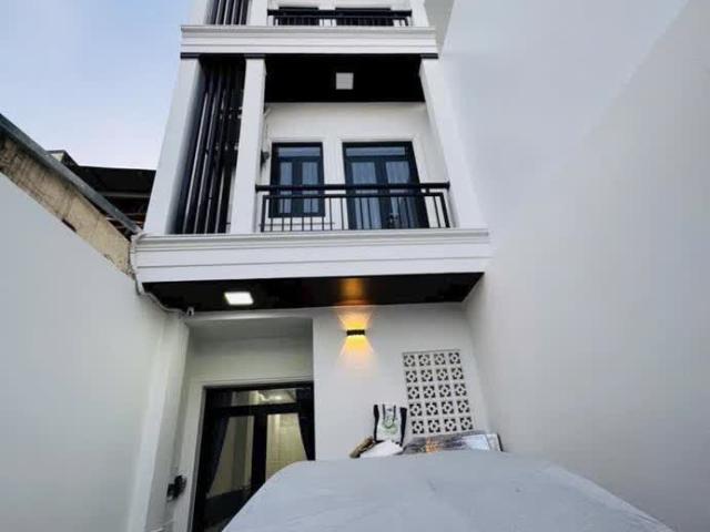 Nhà Mới Kiên Cố Xe Hơi Ngủ Trong Nhà Đường Mã Lò Hương Lộ 2 3 Tầng 64M2 Chỉ 5.7 Tỷ