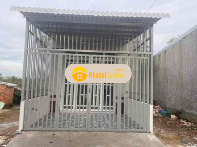 Nhà mới lộ nhựa cách chợ đông bình 1 5km 6 phút