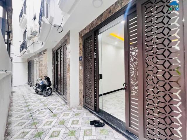 Nhà mới láng hạ kính kong thiết kế hiện đại 30m2 5 tầng mặt tiền 3.2m Giá 7.98 tỷ