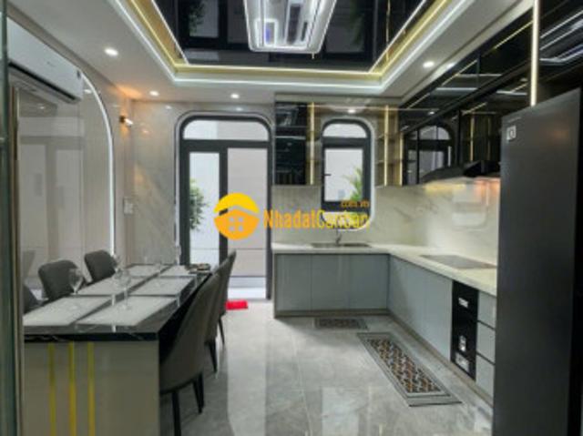 Nhà mới đẹp 5 tầng full nội thất cao cấp gara ô tô tân thới nhất, quận 12