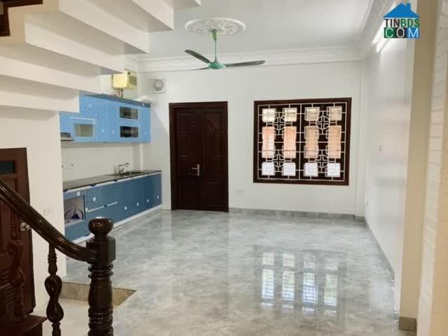 Nhà mới đẹp, chính chủ cho thuê cả nhà, 130m2_ 4T  33 Tr. Kinh doanh, VP. Kim Đồng