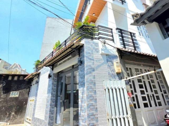 Nhà mới đẹp – góc 2 mặt tiền – xe hơi tới nhà