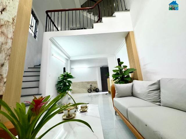 Nhà Mới Đẹp Hai Bà Trưng 33m², Full Nội Thất, Mặt Tiền 5m, Giá Tốt