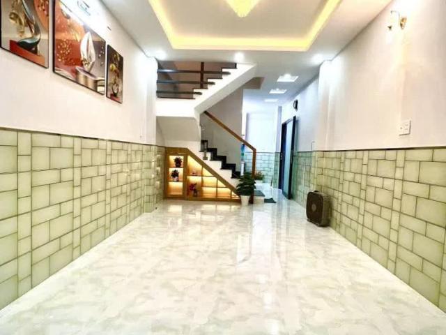 Nhà mới đẹp, vào ở ngay 3lầu/5PN/4WC Hưng Phú P9Q8. Giá 4.18 tỷ TL