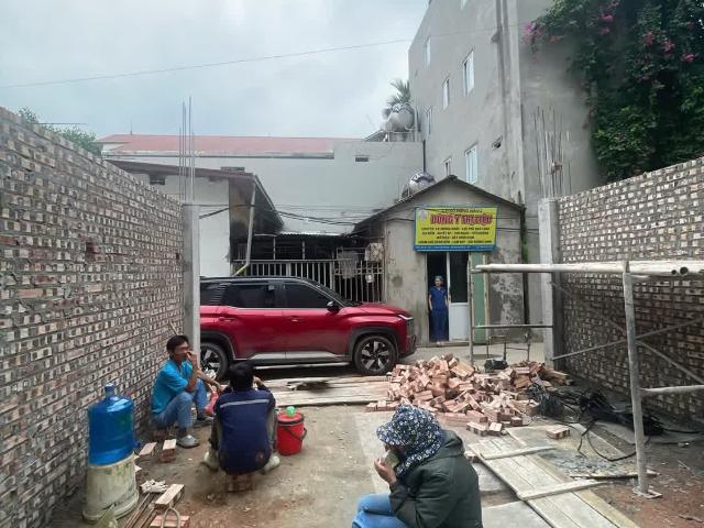 Nhà Mới Trung Tâm KCN Quang Minh – Ô Tô 7 Chỗ