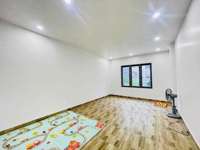 Nhà mới xây độc lập lô góc hướng nam & đông nam cực kỳ thoáng mát